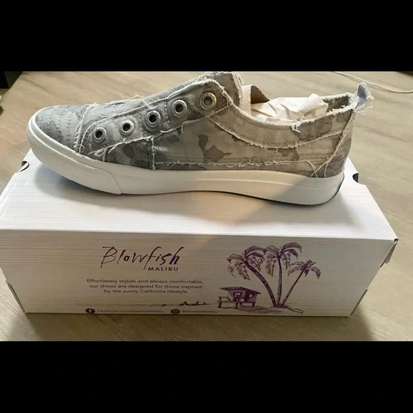 Blowfish Play - gray camo canvas shoes - Picture 7 of 10